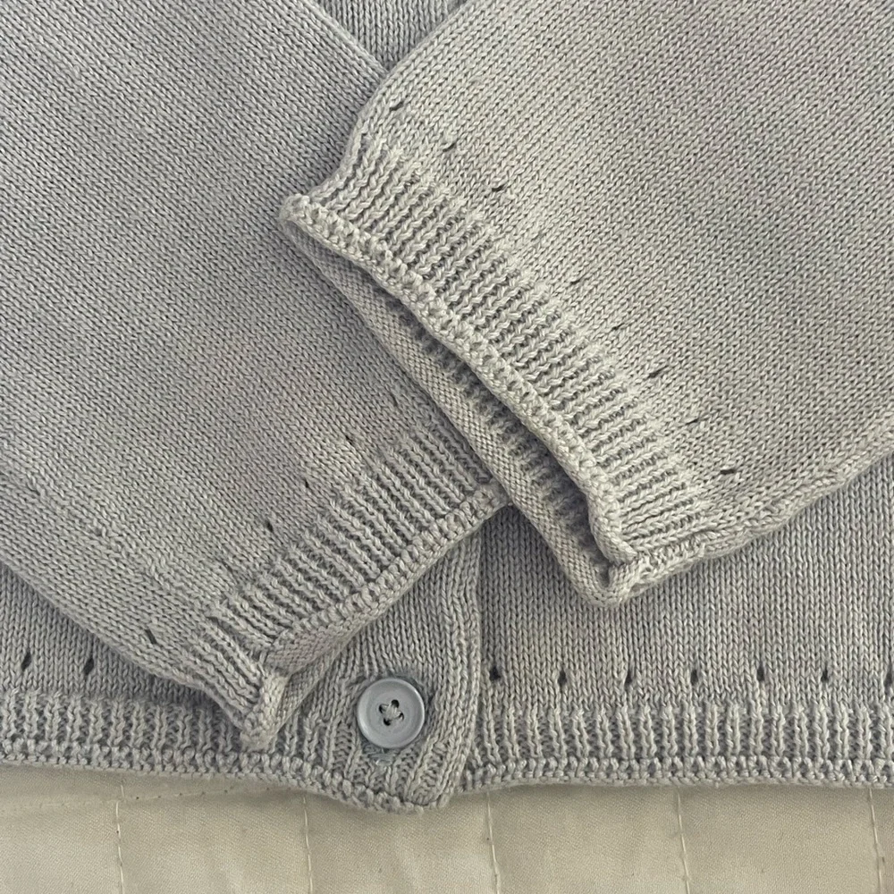 GAP Baby Girl Light Blue  Knit Sweater size 12-18 months Eastern  100% Cotton